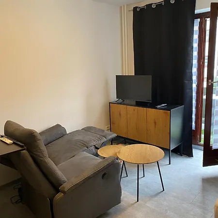 1 Ferienapartment Mit Parkmoeglichkeit Und Balkon نومنستر